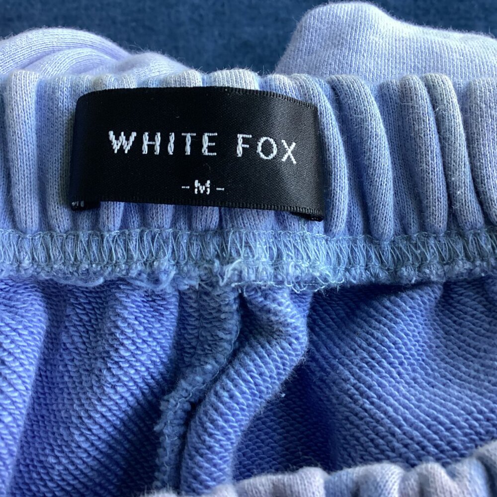 White Fox Light Blue Sweatshirt and Sweatpants Set – Medium - Picture 14 of 16